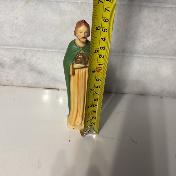 St Jude statue vintage plastic catholic holy figurine 6” tall beloved saint - Picture 5 of 5